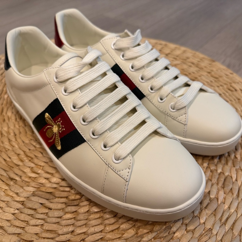 Gucci Bee White Sneakers Size US 8